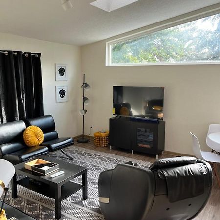 Paradise Oasis Near Lake *Full Body Massage Chair* Longview Zewnętrze zdjęcie